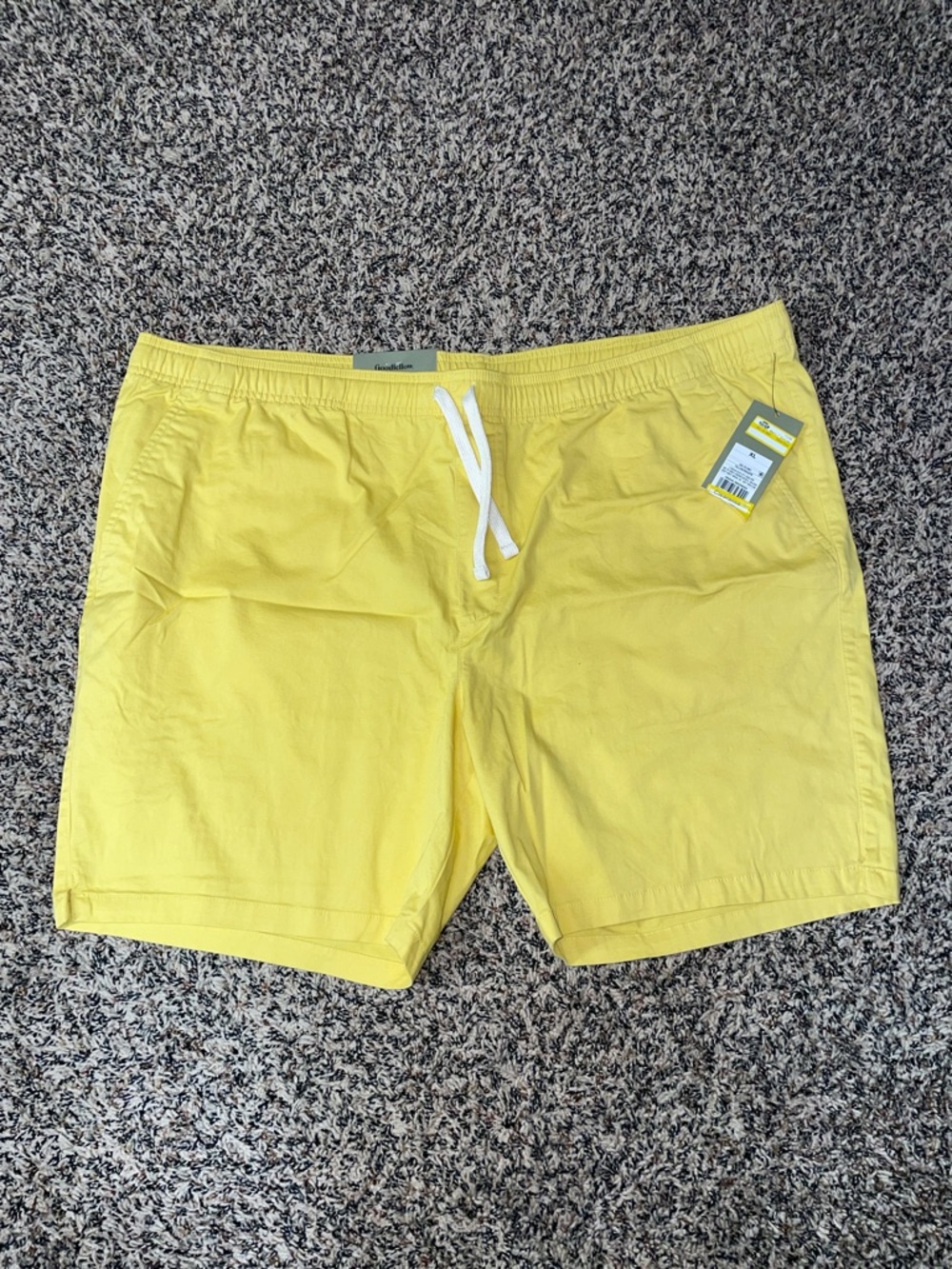 Goodfellow & Co. Mens Yellow 7” Pull On Everyday Shorts Size XL | NWT